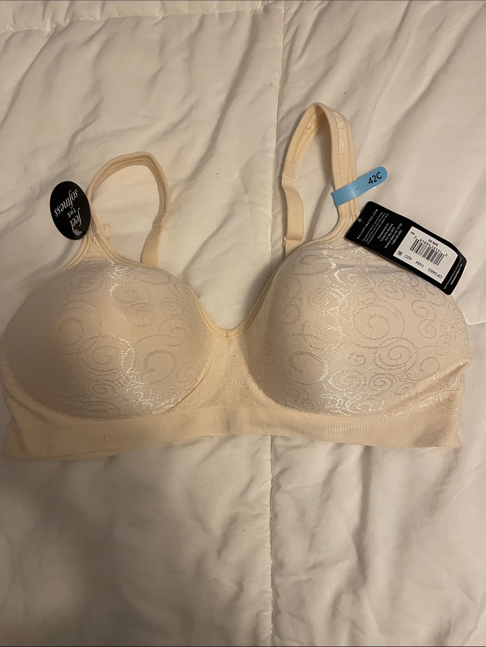 Bali cool comfort wireless bra size 42 C new with tags